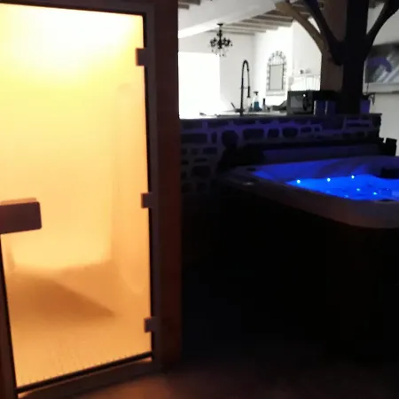 La Caliente Villa *