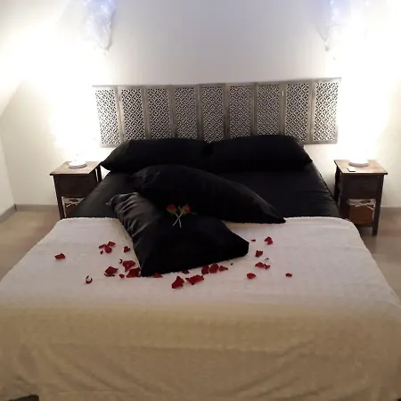La Caliente Villa